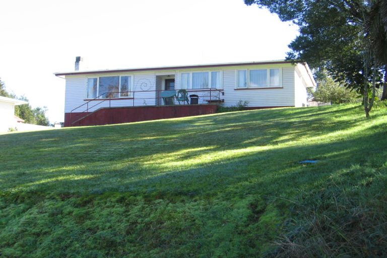 Photo of property in 14 Station Road, Kawakawa, 0210