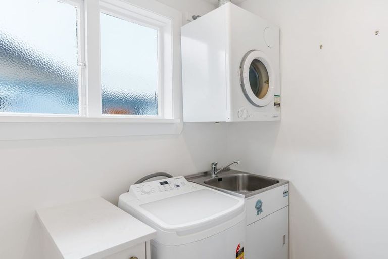 Photo of property in 43 Opawa Road, Waltham, Christchurch, 8023