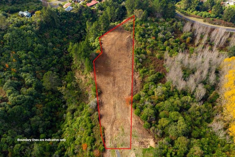 Photo of property in 439 Gillespie Place, Acacia Bay, Taupo, 3385