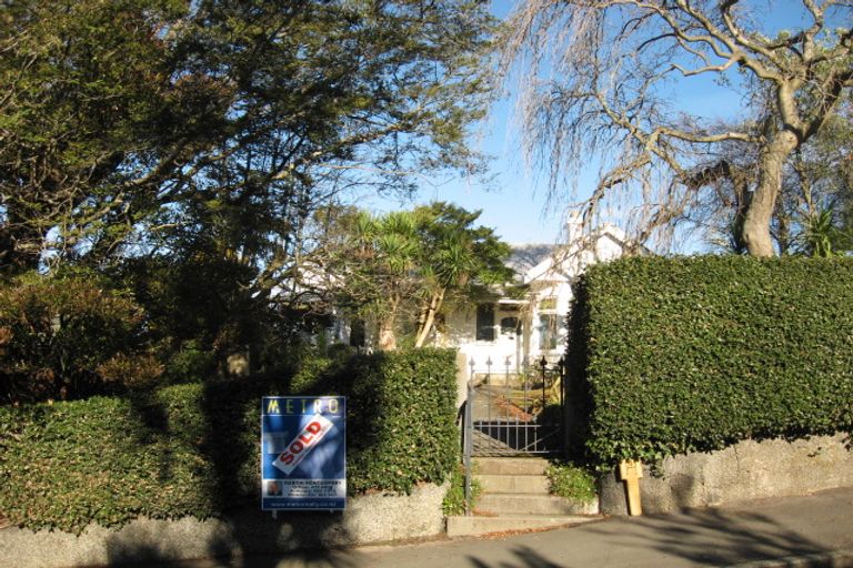 Photo of property in 22 Argyle Street, Mornington, Dunedin, 9011