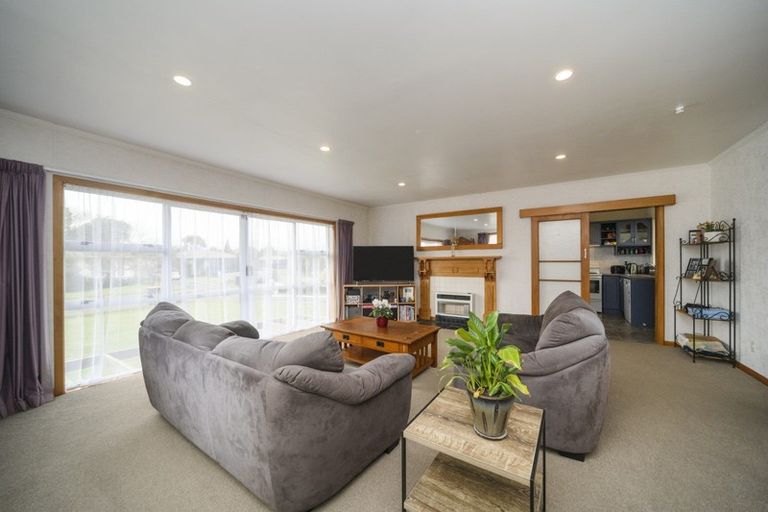 Photo of property in 8 Miles Place, Awapuni, Palmerston North, 4412