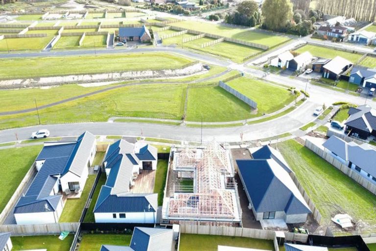 Photo of property in 20 Paradise Way, Halswell, Christchurch, 8025