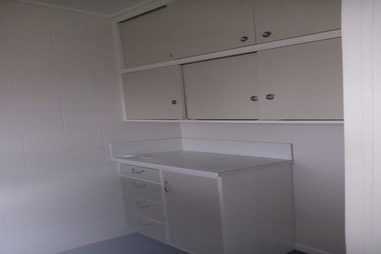 Photo of property in 3 Avenue Road, Foxton, 4814