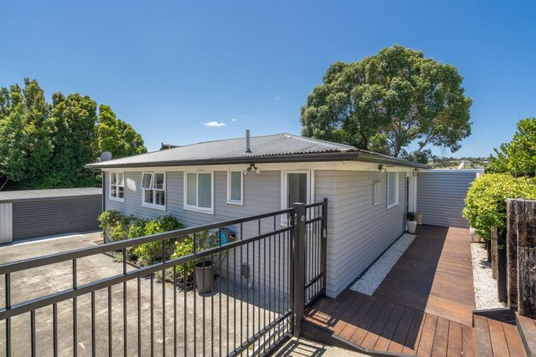 Photo of property in 8 Castleton Street, Birkdale, Auckland, 0626