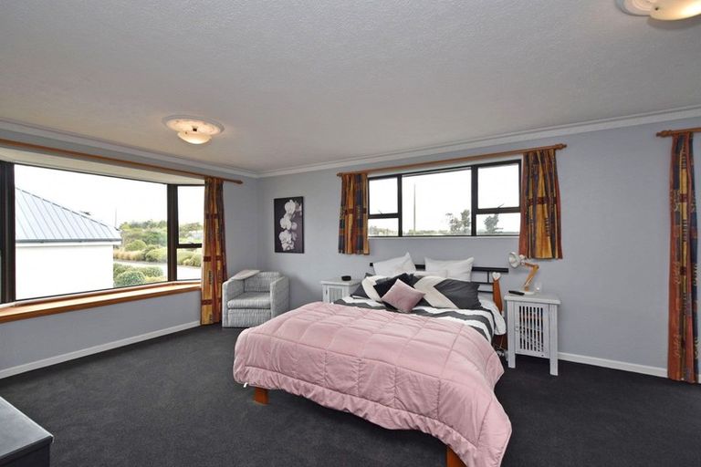 Photo of property in 708 Queens Drive, Waikiwi, Invercargill, 9810