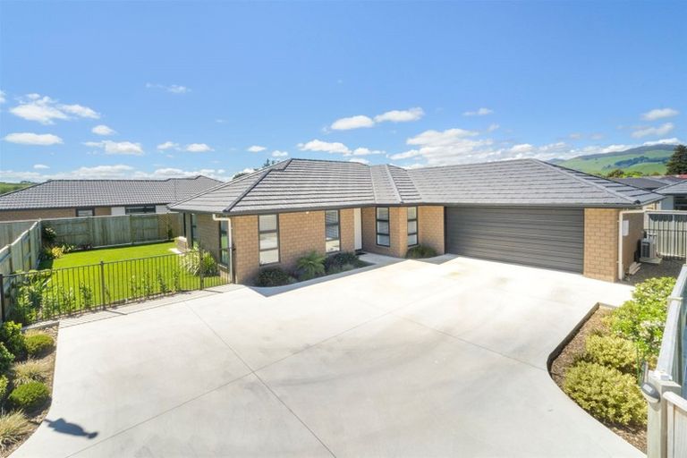 Photo of property in 22 Monarch Drive, Ashhurst, 4810
