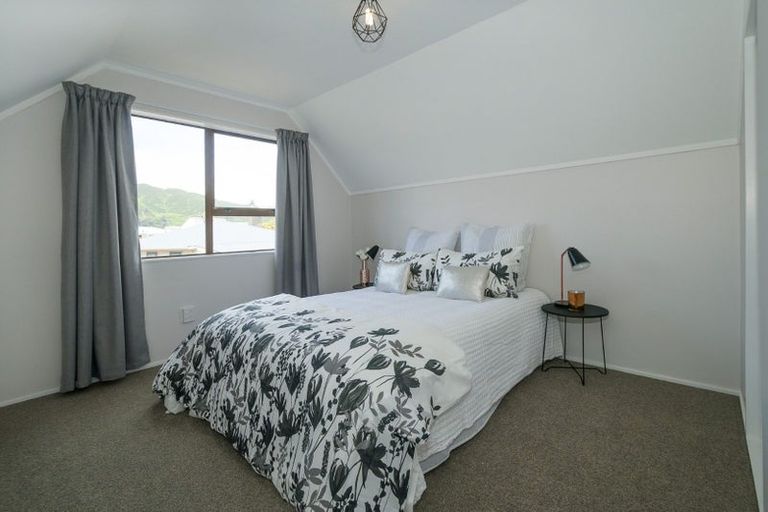 Photo of property in 27a Awamutu Grove, Waiwhetu, Lower Hutt, 5010
