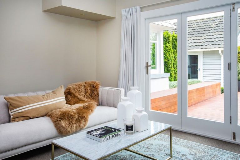 Photo of property in 59 Kotare Street, Fendalton, Christchurch, 8041