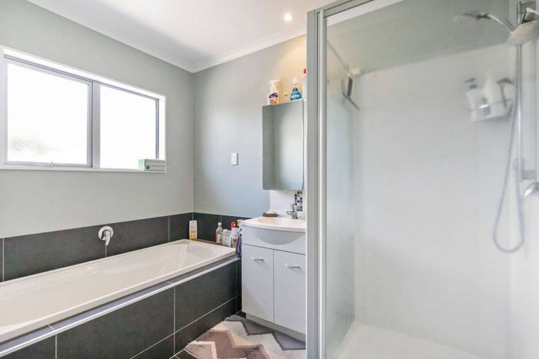 Photo of property in 503a Devonport Road, Tauranga South, Tauranga, 3112