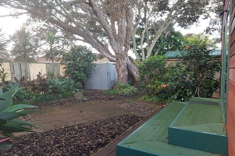 Photo of property in 23a Pine Road, Orewa, 0931