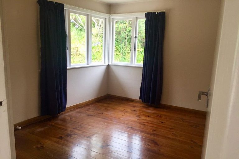 Photo of property in 14a Ocean View Road, Hatfields Beach, Orewa, 0931