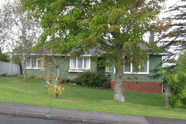 Photo of property in 91 Kervil Avenue, Te Atatu Peninsula, Auckland, 0610