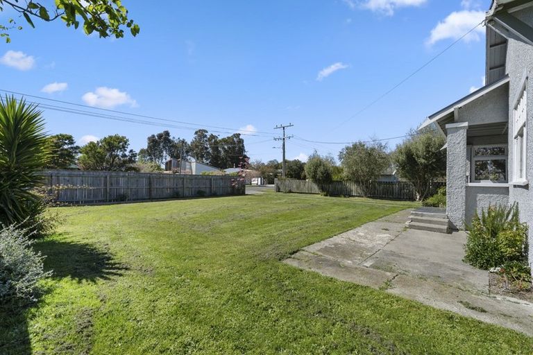 Photo of property in 6 Malcolm Street, Martinborough, 5711