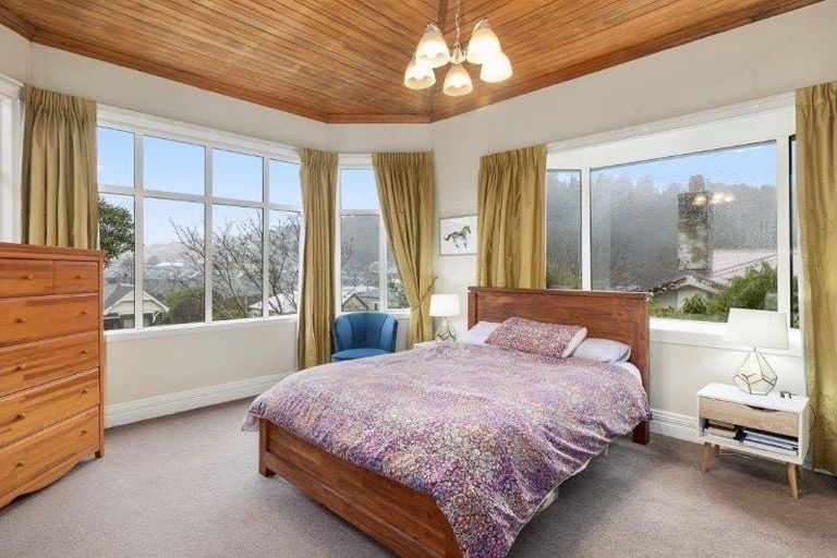 Photo of property in 11 Glenross Street, Glenross, Dunedin, 9011