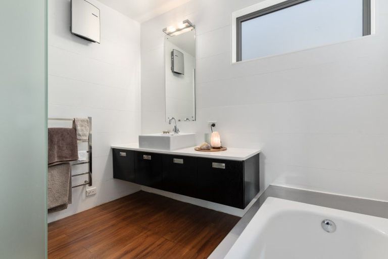 Photo of property in 72 Bowenvale Avenue, Cashmere, Christchurch, 8022