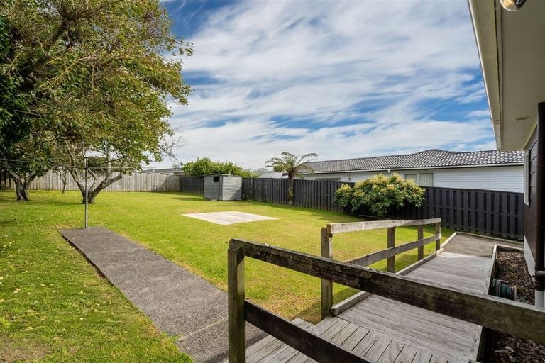 Photo of property in 66 Kia Ora Road, Beach Haven, Auckland, 0626