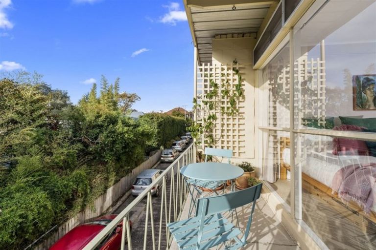 Photo of property in 14/93 Vauxhall Road, Devonport, Auckland, 0624