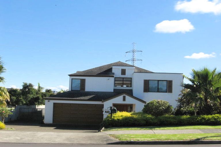 Photo of property in 204 Hill Road, The Gardens, Auckland, 2105