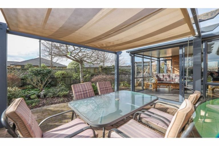 Photo of property in 16 Riegler Place, Belfast, Christchurch, 8051