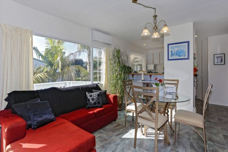 Photo of property in 9 Te Arawa Place, Welcome Bay, Tauranga, 3112