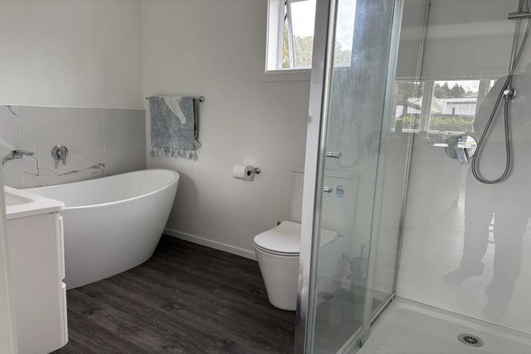 Photo of property in 18 Walsh Street, Forest Lake, Hamilton, 3200