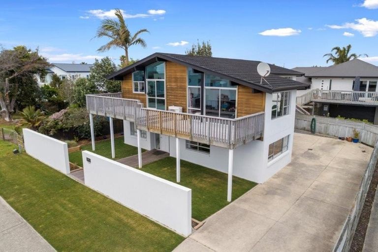 Photo of property in 1154a Papamoa Beach Road, Papamoa Beach, Papamoa, 3118