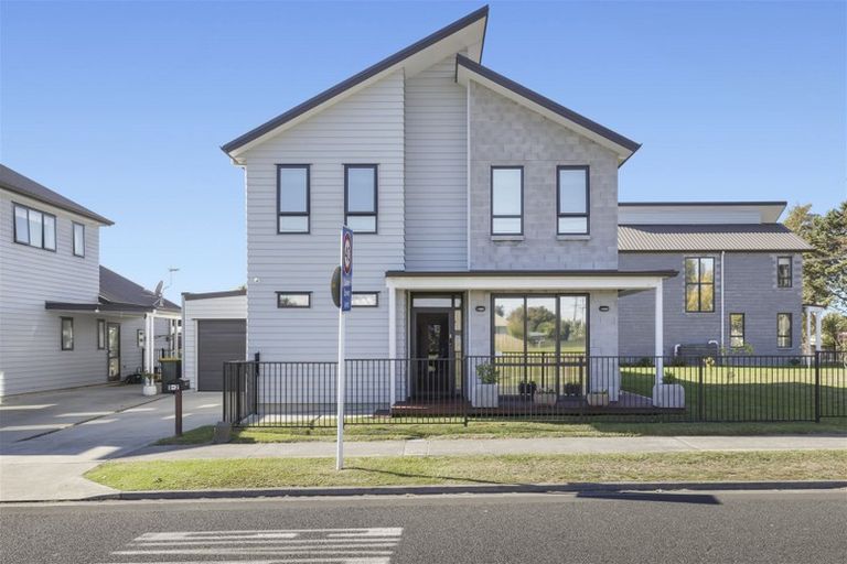 Photo of property in 1/2 Shakespeare Avenue, Enderley, Hamilton, 3214