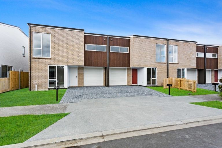 Photo of property in 47 Roundel Crescent, Whenuapai, Auckland, 0618