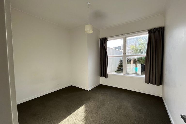 Photo of property in 111 Austin Street, Mount Victoria, Wellington, 6011