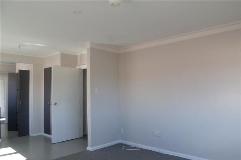 Photo of property in 39 Fraser Avenue, Johnsonville, Wellington, 6037