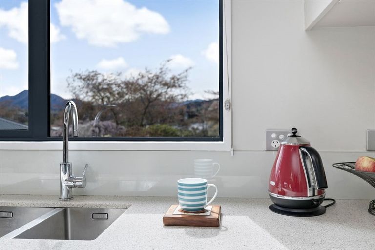 Photo of property in 113 Meadowstone Drive, Wanaka, 9305