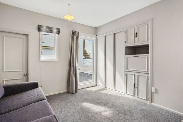 Photo of property in 1 Farnham Place, Ilam, Christchurch, 8041