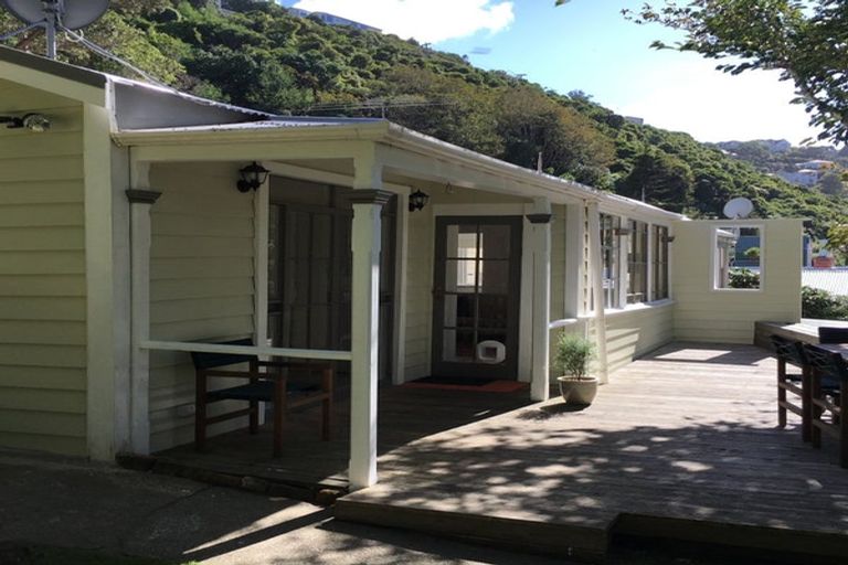 Photo of property in 4 Irvine Street, Aro Valley, Wellington, 6012