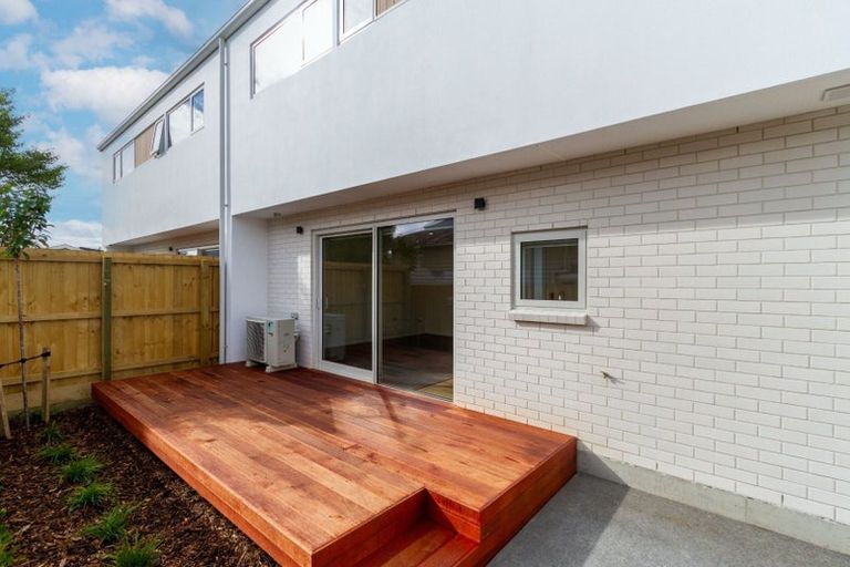 Photo of property in 2/43 Barbour Street, Waltham, Christchurch, 8011