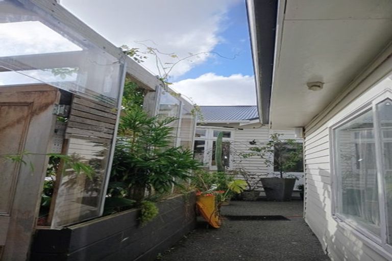 Photo of property in 12 Hohiria Road, Hataitai, Wellington, 6021