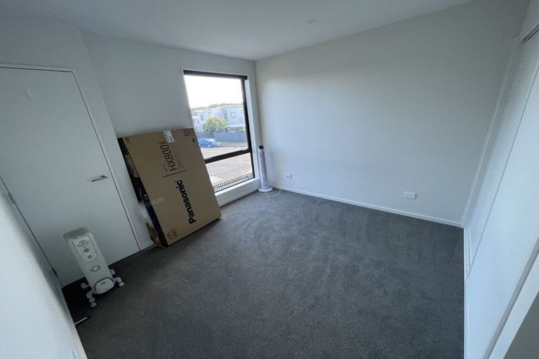 Photo of property in 2/19 Brockworth Place, Riccarton, Christchurch, 8011