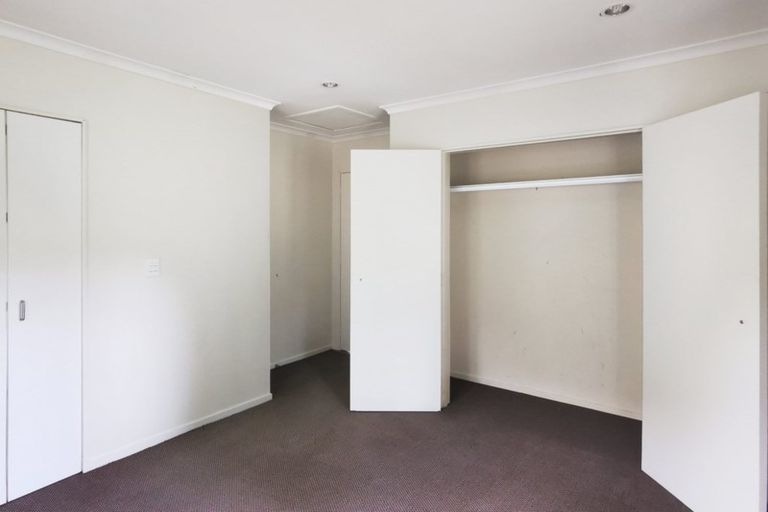 Photo of property in 19 Virgo Place, Glen Eden, Auckland, 0602