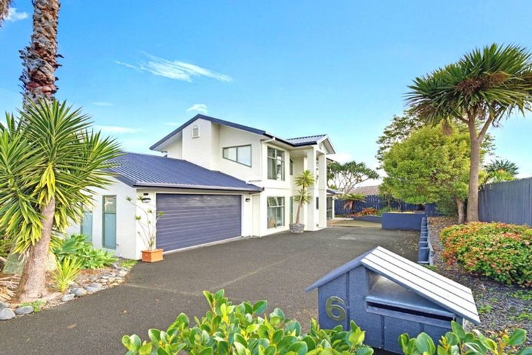 Photo of property in 6 Chadlington Avenue, Henderson, Auckland, 0612
