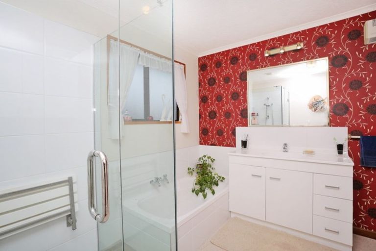 Photo of property in 35 Craig Street, Waikiwi, Invercargill, 9810