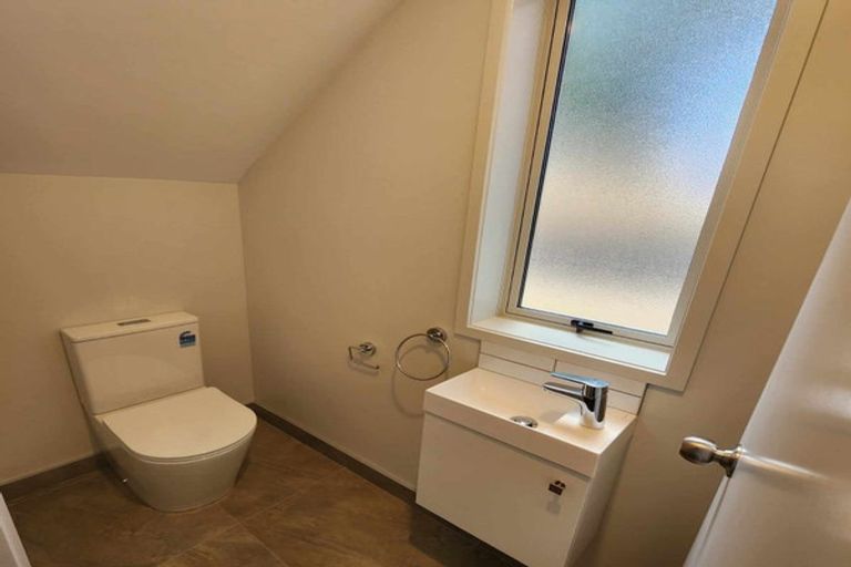 Photo of property in 4c Bosun Place, Te Atatu Peninsula, Auckland, 0610