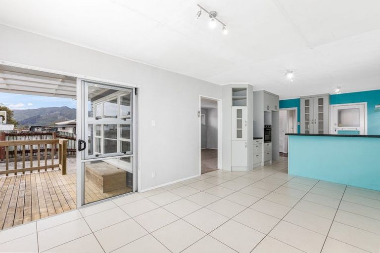 Photo of property in 10 Gardiner Grove, Wainuiomata, Lower Hutt, 5014