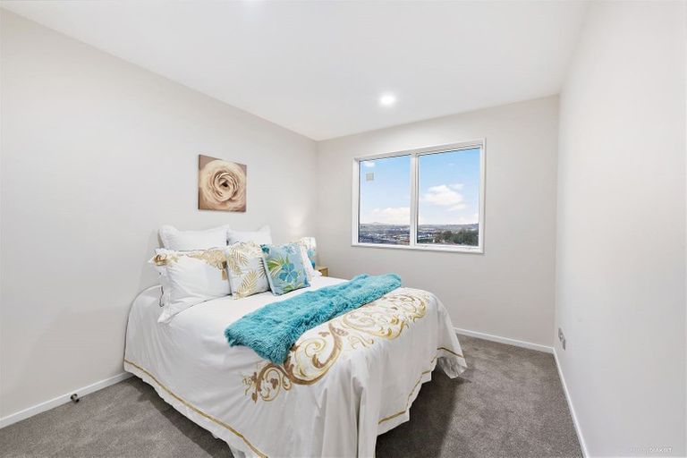 Photo of property in 96 Tir Conaill Avenue, Flat Bush, Auckland, 2019