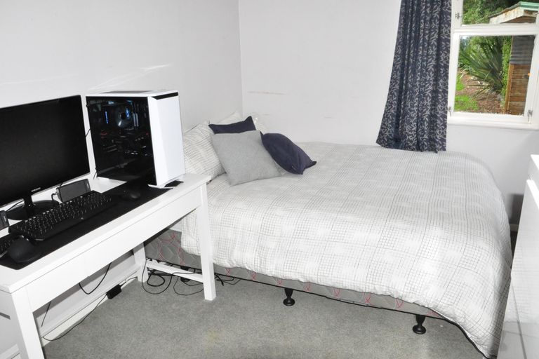 Photo of property in 39 Honore Drive, Linton, Palmerston North, 4472