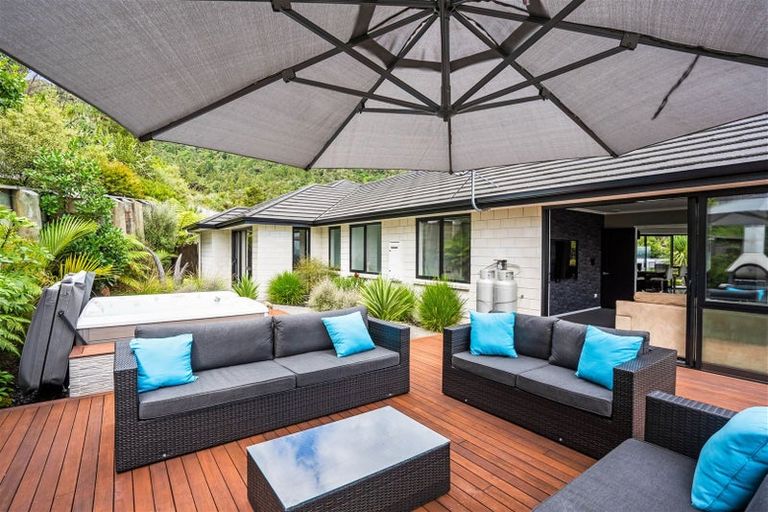 Photo of property in 33 Neptune Drive, Whangarei Heads, Whangarei, 0174