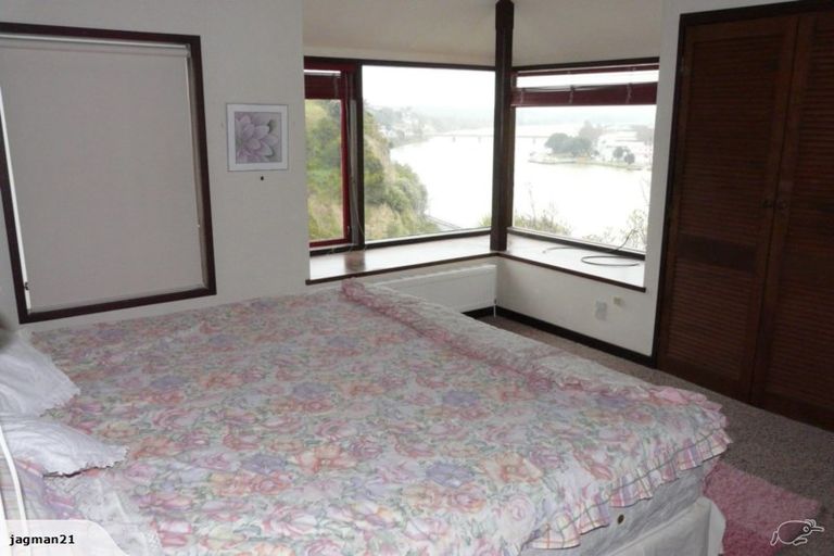 Photo of property in 5 Wairere Road, Bastia Hill, Whanganui, 4500