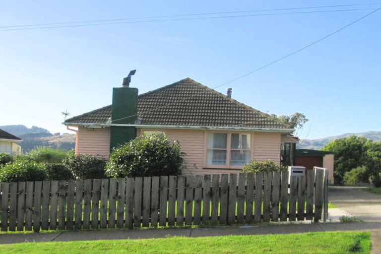 Photo of property in 9 Aparangi Crescent, Elsdon, Porirua, 5022