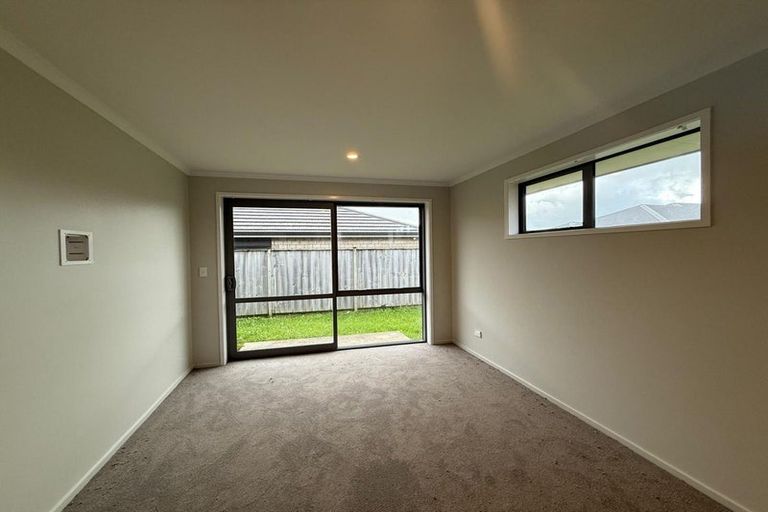 Photo of property in 12 Maxwell Road, Pukekohe, 2120