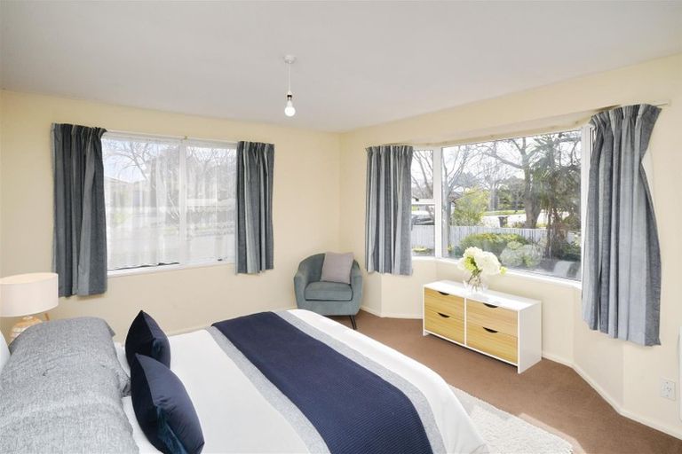 Photo of property in 18 Longmuir Street, Ilam, Christchurch, 8041