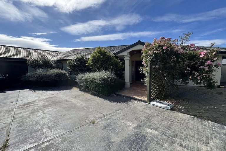 Photo of property in 34 Blue Gum Place, New Brighton, Christchurch, 8083