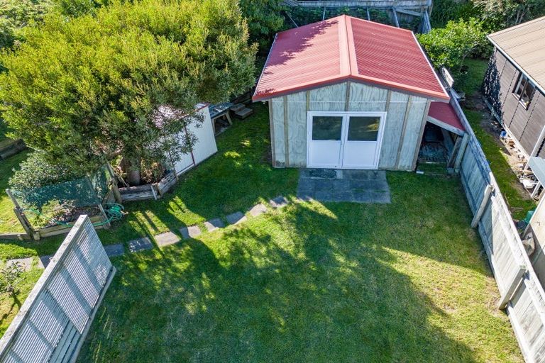 Photo of property in 50 Moana Street, Otaki Beach, Otaki, 5512